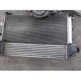 Radiateur  de OPEL CORSA V...