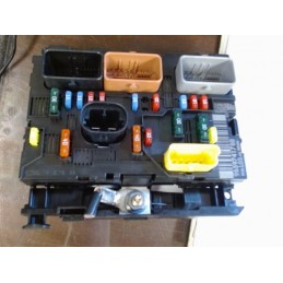 Boitier fusibles CITROEN C2...