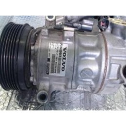 Compresseur clim de VOLVO V...