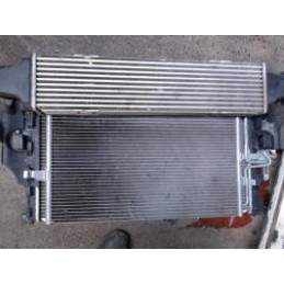 Radiateur  de VOLVO V 70 2...