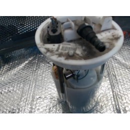 Pompe à carburant VOLVO V40...