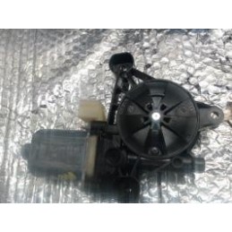 Moteur leve vitre avant...
