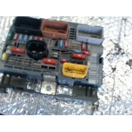 Boitier fusibles CITROEN C4...