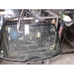 Pare brise RENAULT CLIO I...