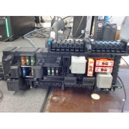 Boitier fusibles MERCEDES...