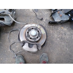 Moyeu avant droit MERCEDES...