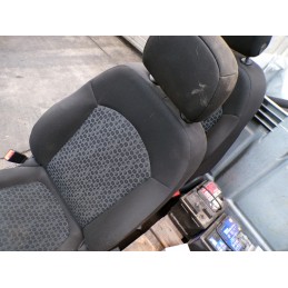 Deux sièges  OPEL CORSA V...