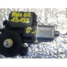 Moteur leve vitre avant...