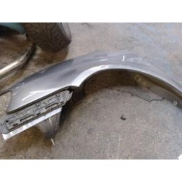 Aile avant gauche de...