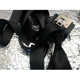 Ceinture avant droit...