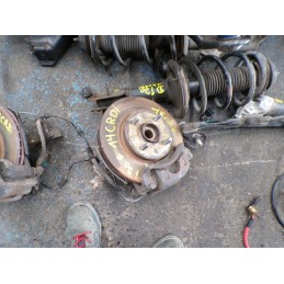 Moyeu avant gauche HYUNDAI...