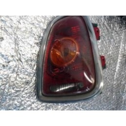 Feu arriere principal droit...