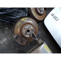 Moyeu avant gauche de VOLVO...