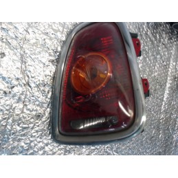 Feu arriere principal droit...