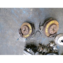 Moyeu avant droit MINI MINI...