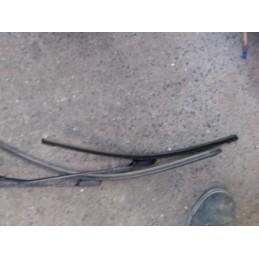 Bras essuie glace avant...