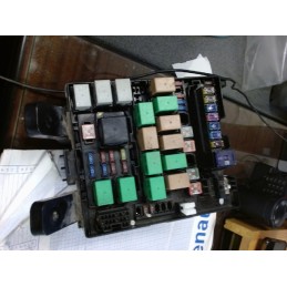 Boitier fusibles KIA...