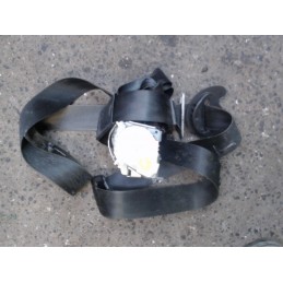 Ceinture avant droit...