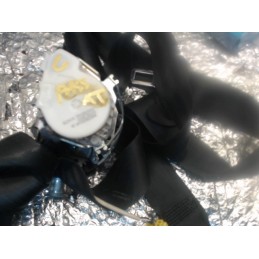 Ceinture avant gauche...