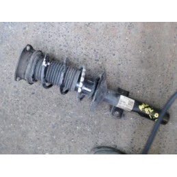 Amortisseur avant gauche...