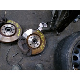 Moyeu avant droit PEUGEOT...