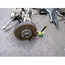 Moyeu avant droit...