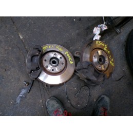 Moyeu avant gauche  PEUGEOT...