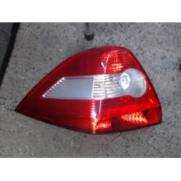 Feu arriere principal...