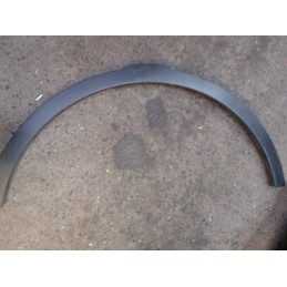Garniture d'aile droite...