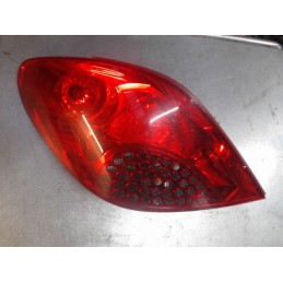 Feu arriere principal...