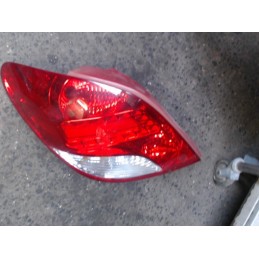 Feu arriere principal...