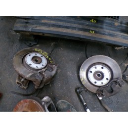 Moyeu avant droit PEUGEOT...