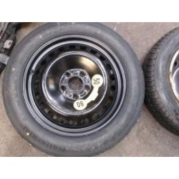 Roue de VOLVO V 40 CROSS...