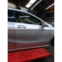 Porte avant droit de...