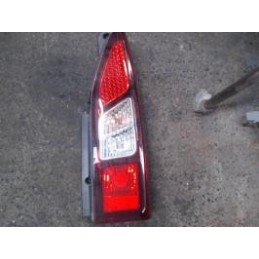 Feu arriere principal droit...