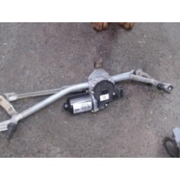 Moteur essuie glace avant...