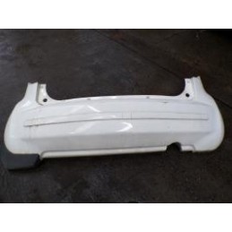 Pare choc arriere de SUZUKI...