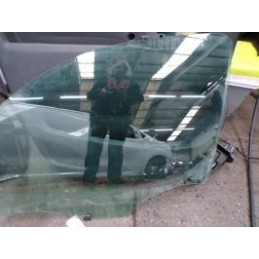 Vitre avant gauche de FIAT...