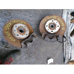 Moyeu avant droit SUZUKI...