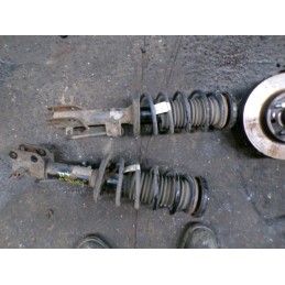 Amortisseur avant droit...