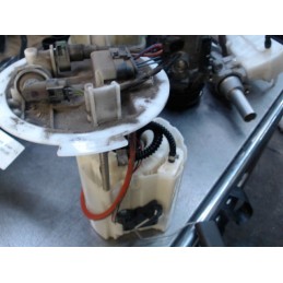 Pompe à carburant MERCEDES...