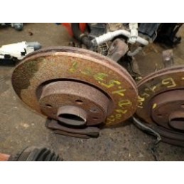 Moyeu avant gauche de...