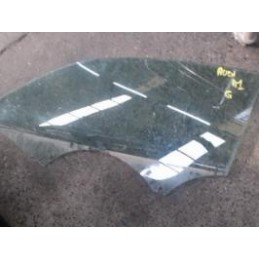 Vitre avant gauche de AUDI...