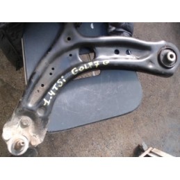 Triangle avant gauche...