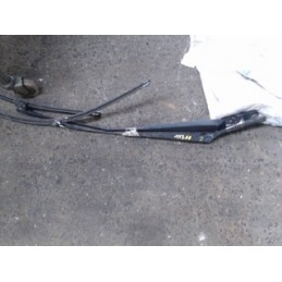 Bras essuie glace avant...