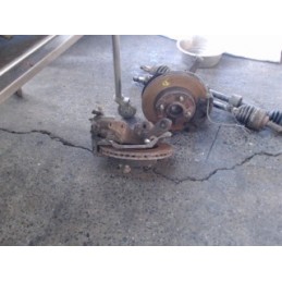 Moyeu avant gauche SUZUKI...