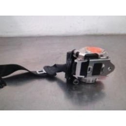 Attache ceinture avant...