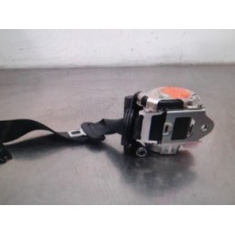 Attache ceinture avant...