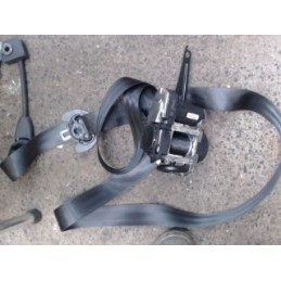 Ceinture avant gauche...