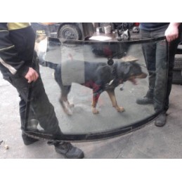 Pare brise VOLKSWAGEN POLO...